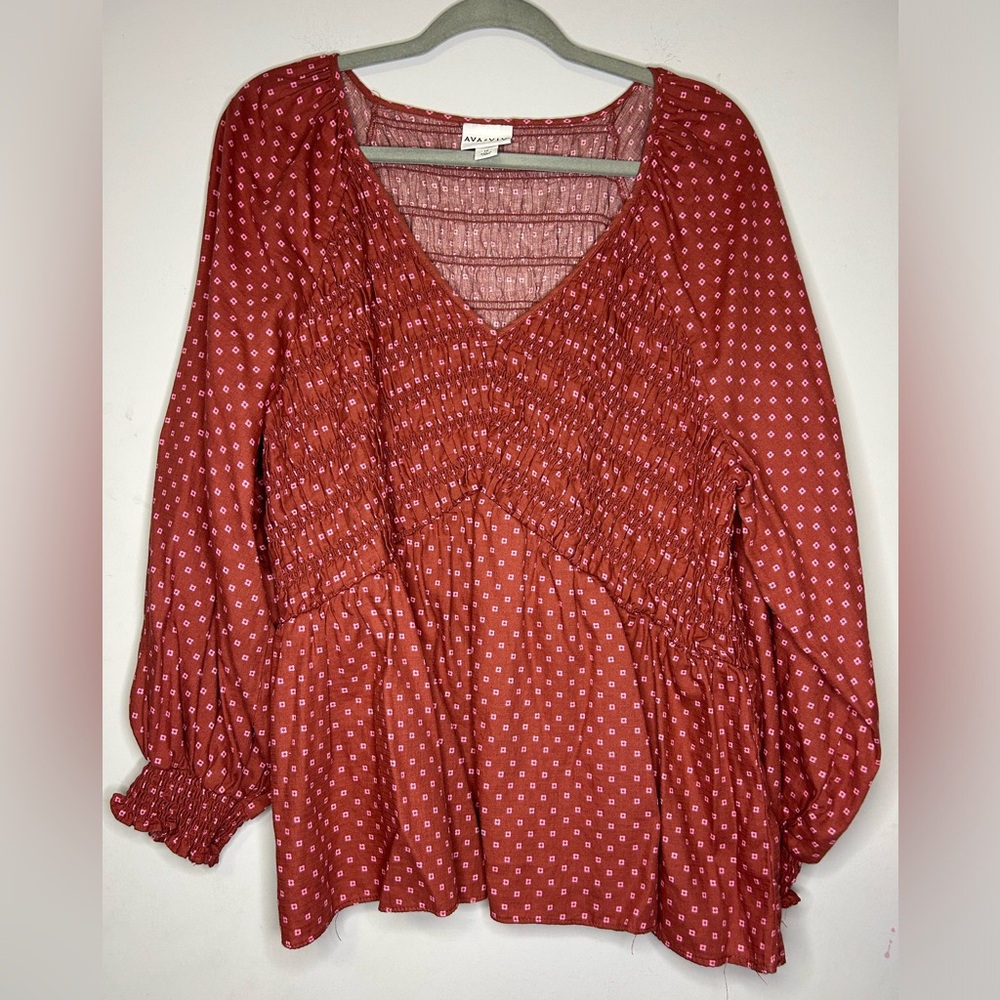 Ava & Viv Women's 1X burgundy smocked blouse micro pink flowers, Balloon sleeve